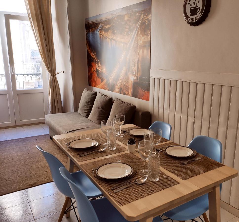 Lejlighed i Gamle By på 75 m². Soveværelser: 2. Private badeværelser: 1. Porto Eksteriør billede
